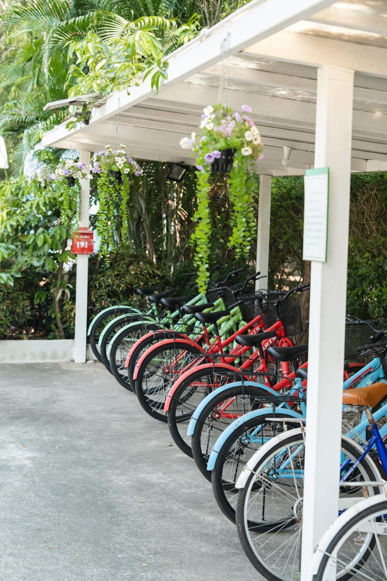 Villa Reina Resort Nongnamdeng Kültér fotó