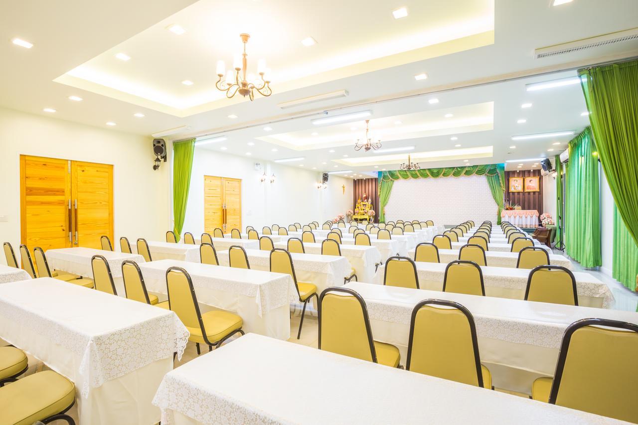 Villa Reina Resort Nongnamdeng Kültér fotó